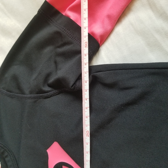 ROXY Long Sleeve Rashguard - Picture 8 of 9